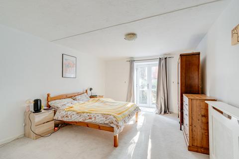 2 bedroom apartment for sale, Mayfield Road, Crouch End N8