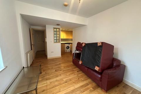 1 bedroom apartment to rent, Fore Street, Exeter EX4