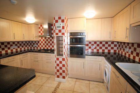 2 bedroom flat to rent, New Bridge Street, Exeter EX4