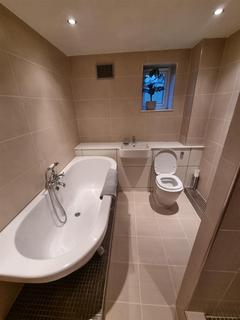 1 bedroom flat to rent, Holborn Green, Woodhouse, Leeds