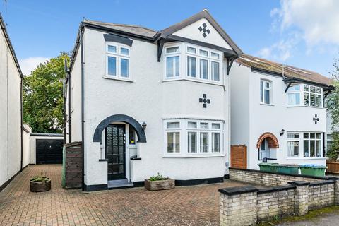 3 bedroom detached house for sale, Endsleigh Gardens, Hersham, Surrey, KT12