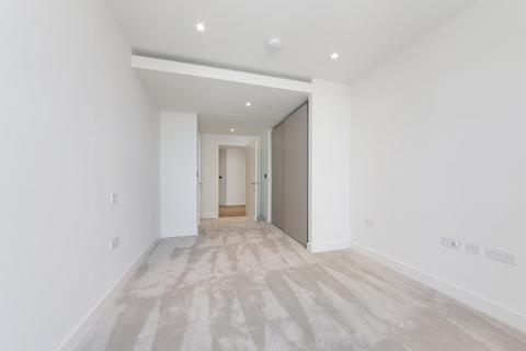 2 bedroom apartment to rent, Harcourt Tower, South Quay Plaza, Canary Wharf, E14