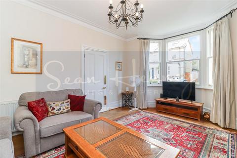 4 bedroom detached house for sale, Hadley Road, Barnet EN5