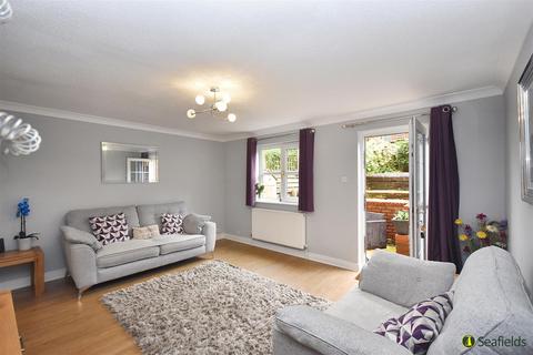 undefined, East Hill Road, Ryde, PO33 1PA