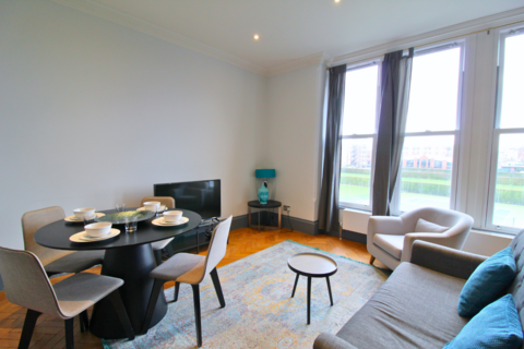 2 bedroom flat for sale, Comeragh Road, London