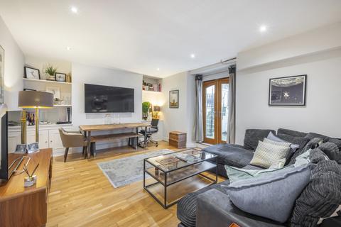 2 bedroom flat for sale, Highbury Park, Highbury, Islington, London