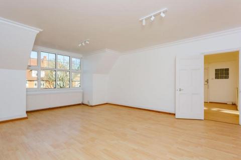 2 bedroom flat to rent, Bracknell Gardens Hampstead NW3