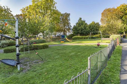 19 Allard Way, Saffron Walden, CB11 3GP