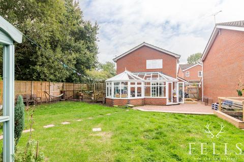 3 bedroom detached house for sale, Audemer Court, Ringwood BH24