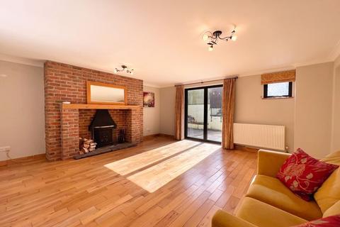 Coach House Cowbridge Road, Aberthin, Cowbridge, CF71 7LE