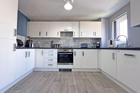23 Braybrook Crescent, West Bromwich, B70 7DZ