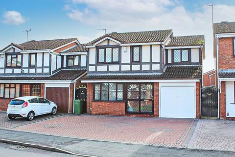 4 bedroom detached house for sale, Overfield Drive, SEDGEMOOR PARK, WV14 9XW