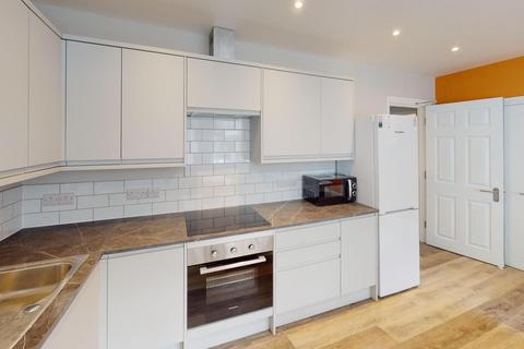 6 bedroom flat to rent, St Nicholas Street, Bristol BS1