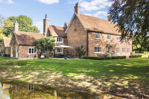 6 bedroom detached house for sale, Pitstone, Buckinghamshire