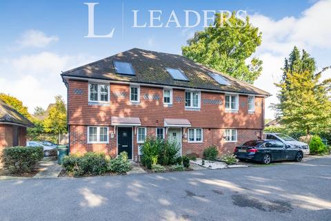 2 bedroom terraced house to rent, Kingfisher Close