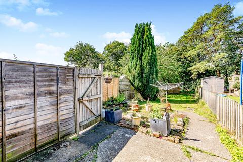 2 bedroom terraced house to rent, Mount Pleasant, Aspley Guise, MK17 8JU