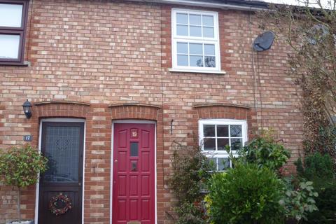 2 bedroom terraced house to rent, Westcott