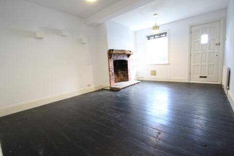 2 bedroom terraced house to rent, Westcott