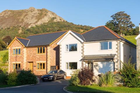 4 bedroom detached house for sale, Penmaenmawr Road, Llanfairfechan