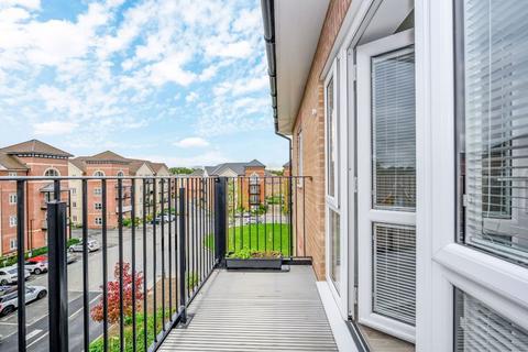 1 bedroom apartment for sale, Bell Farm Way, Hersham, Walton on Thames.