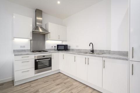 1 bedroom apartment for sale, Bell Farm Way, Hersham, Walton on Thames.