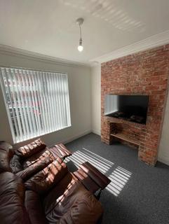 2 bedroom house to rent, Haworth Street, Hull HU6