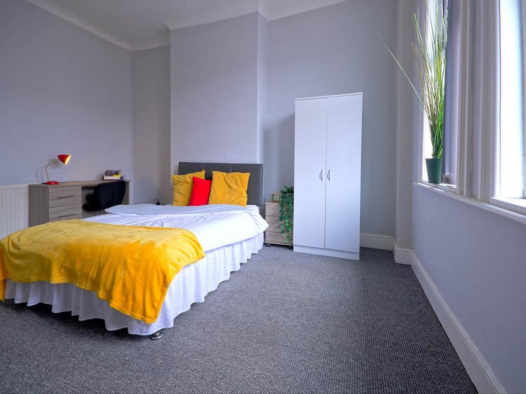 Bed 3