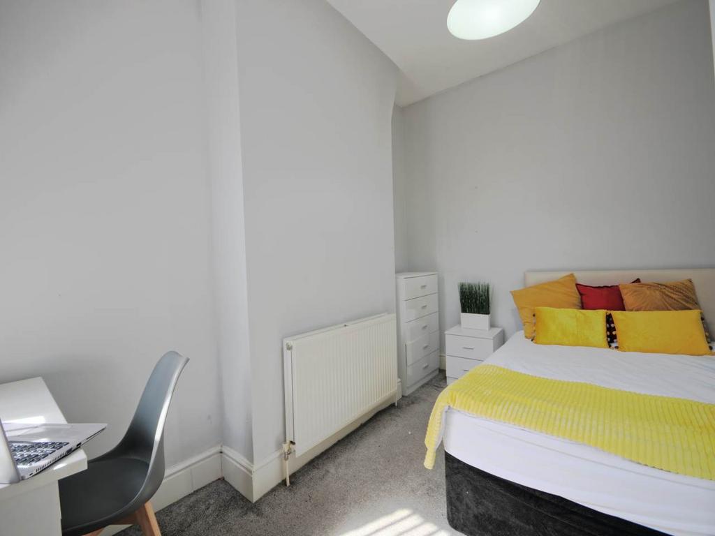 Bed 3