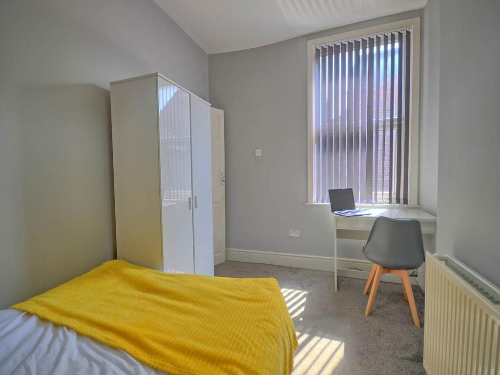 Bed 3 2