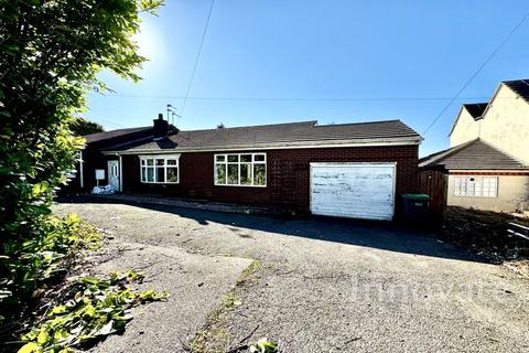 2 bedroom bungalow to rent, Oakham Road, Oldbury B69