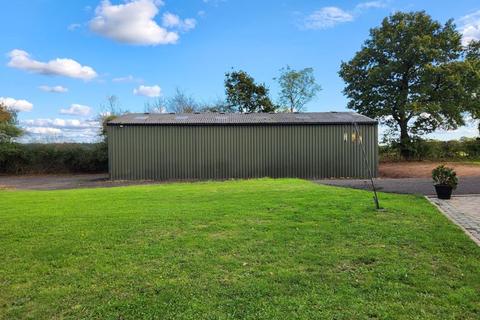 Property to rent, COMMERCIAL UNIT. Clearview Farm, Hilton, Bridgnorth. WV15 5NZ