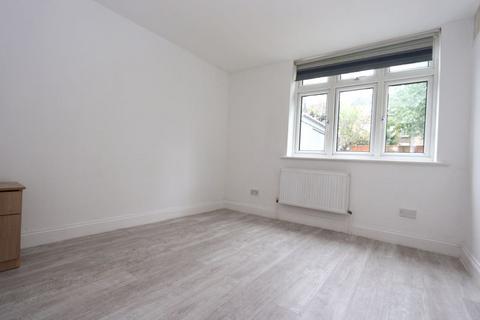 1 bedroom flat to rent, Salisbury Road, Haringey N4