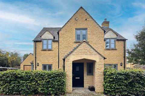 4 bedroom detached house to rent, Bourton-On-The-Water, Cheltenham GL54 2LY