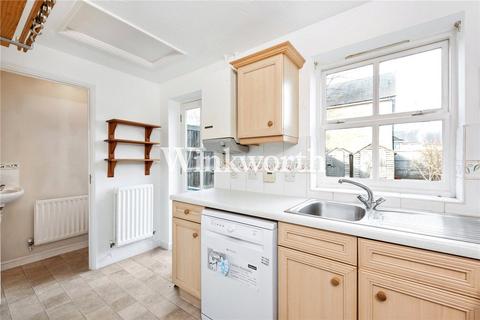 3 bedroom terraced house for sale, Laidlaw Drive, London, N21