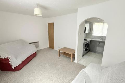 1 bedroom maisonette for sale, Huxley Close, Uxbridge UB8