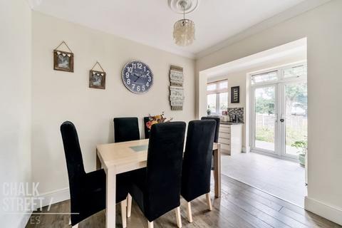 4 bedroom end of terrace house for sale, Hacton Lane, Hornchurch, RM12