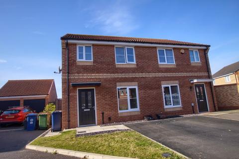 3 bedroom semi-detached house to rent, Cedarwood Road, Normanby