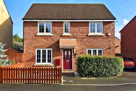 4 bedroom detached house for sale, Martyn Close, Gloucester