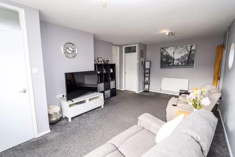 8 Chescombe Road, Yatton, Bristol, BS49 4EN