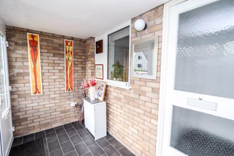 8 Chescombe Road, Yatton, Bristol, BS49 4EN
