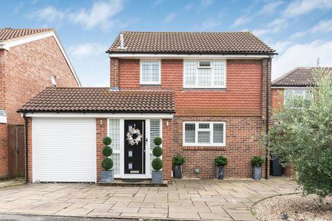 5 Shepherds Close, Orpington, BR6 9UB