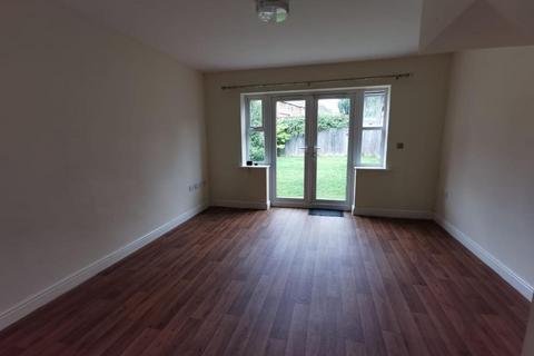 3 bedroom semi-detached house to rent, Mill Street, Walsall, West Midlands, WS2 8AN