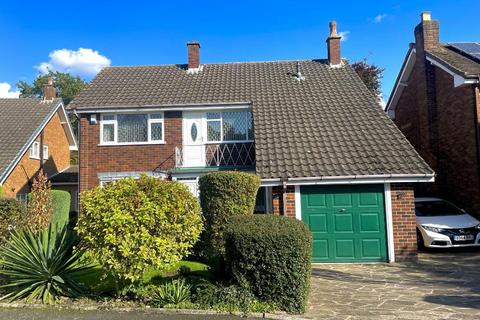 3 bedroom detached house for sale, Cottesmore Close, West Bromwich, B71 3SB