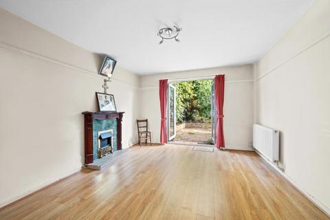 15 Mawson Close, London, SW20 9PA