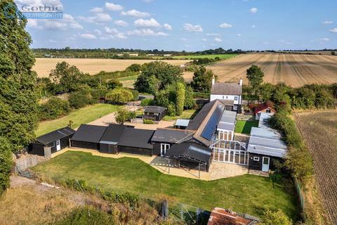 4 bedroom detached house for sale, Hitchin Road, Arlesey, SG15 6SE