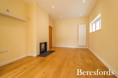 26 The Crescent, Upminster, RM14 1JY