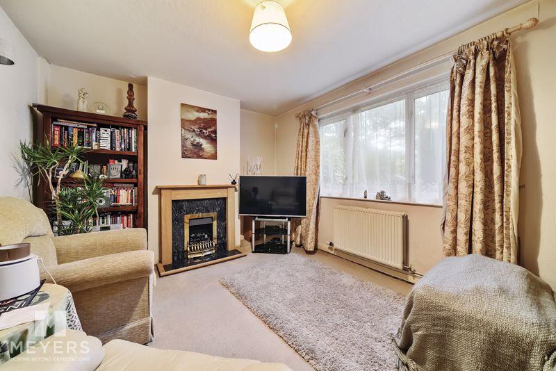 Sopers Lane, Poole BH17 3 bed semidetached house for sale £325,000