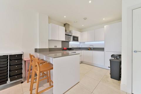 undefined, Putney Hill, Putney Heath, London, SW15