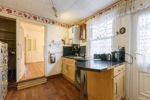 3 bedroom semi-detached house for sale, Izane Road, Bexleyheath DA6