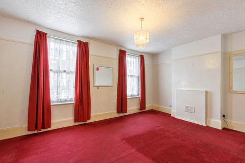24 Izane Road, Bexleyheath, DA6 8NX